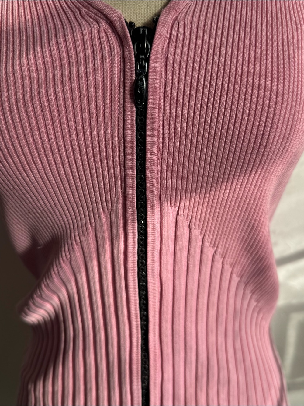 Vintage Y2K Cache Pink Silk Zip Up Vest Top Ribbed Fitted Tank - Picture 3 of 5